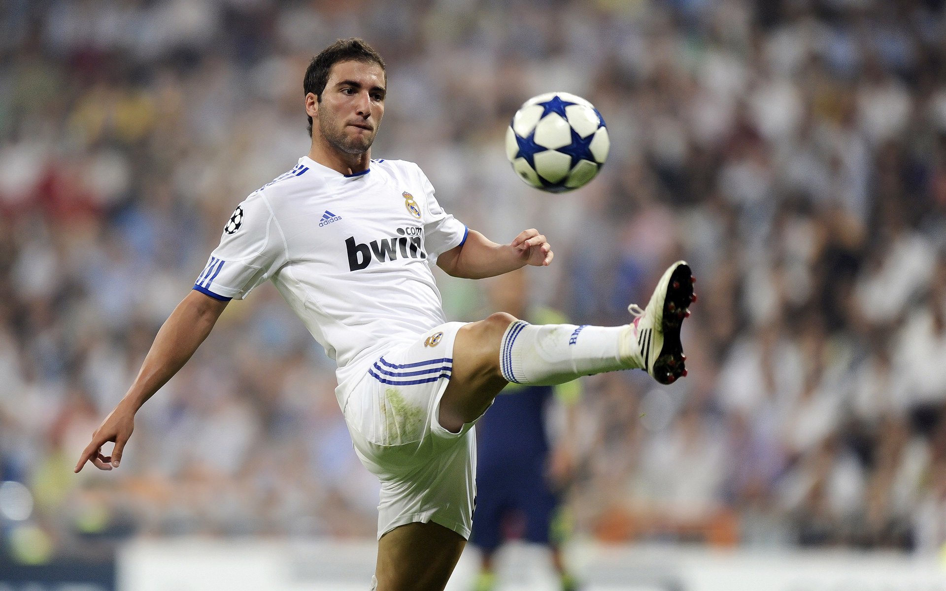 mk体育平台官网-智能监测设备助力运动员科学训练和健康管理,智能运动侦测