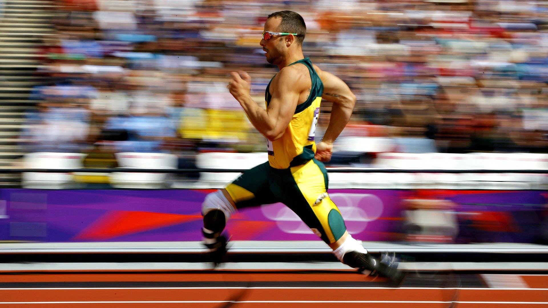 《堡垒之夜》“未来光影”创意盛典,玩家作品震撼全场!